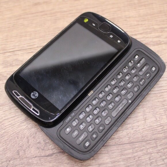 Vintage HTC myTouch2 3G Slide PB65100 Cellphone - Black Solid Y2k - Picture 2 of 7